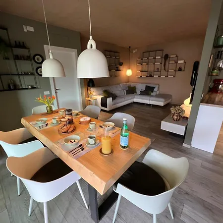 La Bollicina Boutique And 베르바니아